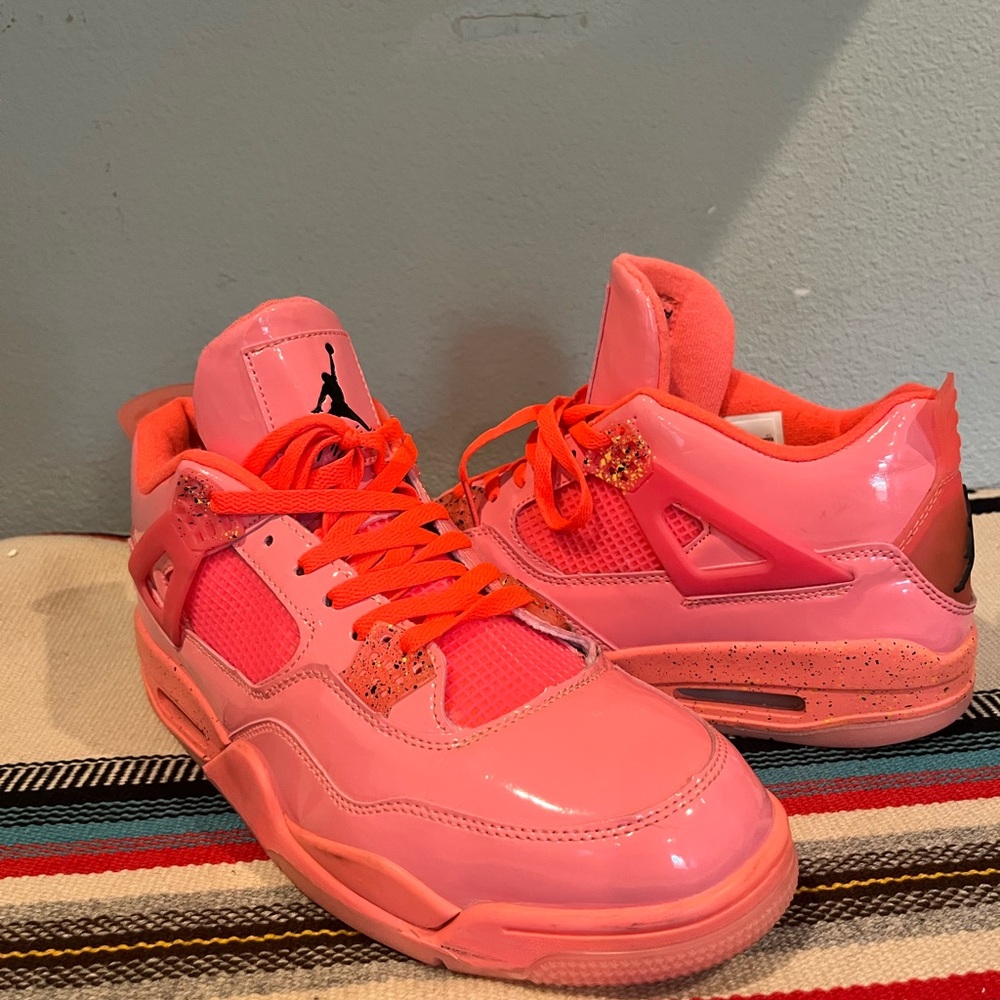 Air Jordan 4 Retro NRG ‘Hot Punch